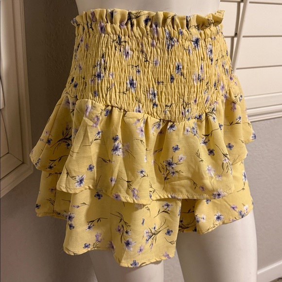 Blashe Floral Ruffled Skort - Picture 4 of 10